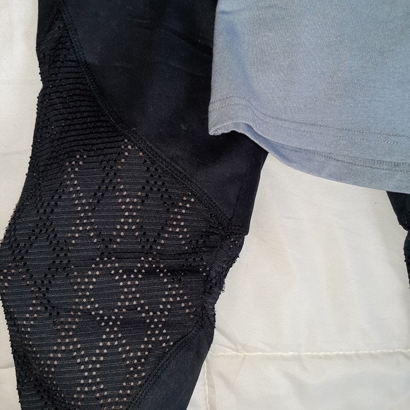 Like New Workout Bundle - Picture 3 of 4